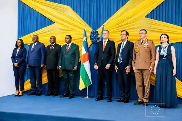 Journée de l’Europe 2026 en RCA : célébrer la paix, l’unité et la coopération image de groupe journee europe