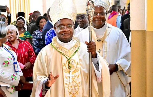 image mgr samedi et cardinal nzapalainga.jpg