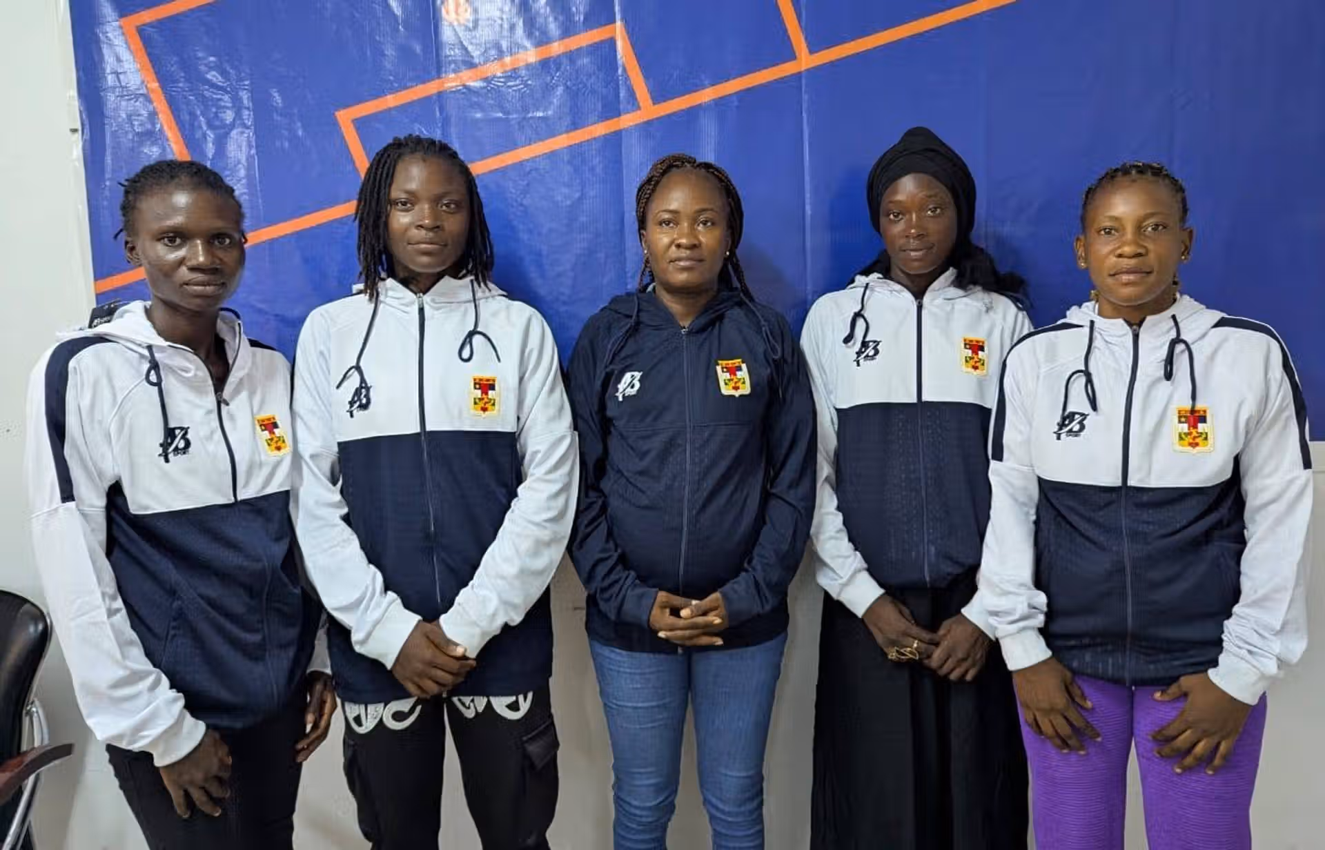 quatre joueuses centrafricaines s’apprêtent à participer à un camp de football aux États unis 1