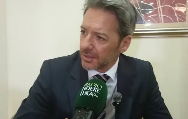 Centrafrique_Télécoms La société américaine *GreenLine Technologies a annoncé un investissement de 150 millions de dollars pour redynamiser la SOCATEL, l'opérateur national de télécommunications en République centrafricaine. image max sicari