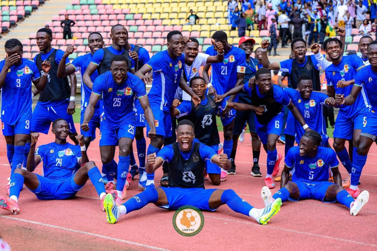 Célestin Yanindji félicite les Fauves U20 pour leur quatrième qualification à la CAN U20, prévue au Ghana en 2027 img 20261022 wa0018